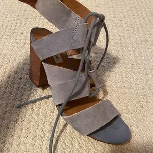 Steve Madden Sandal strappy block heels